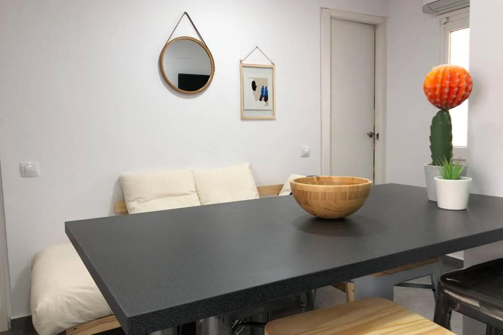 M4 Cool Terrace. 1 Min To Metro. 15 Min To Center Apartment Esplugues de Llobregat Exterior photo